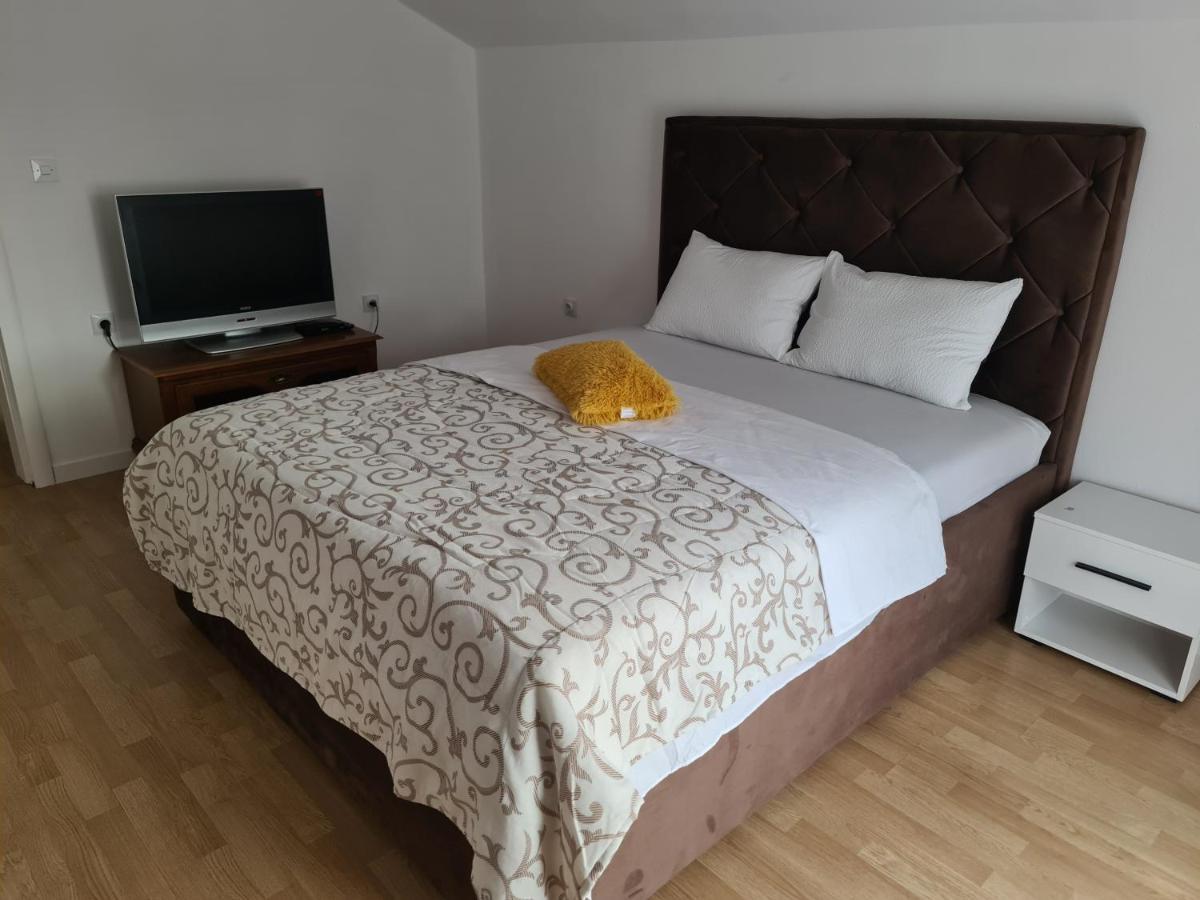Js Apartmani Nikšić Exteriér fotografie